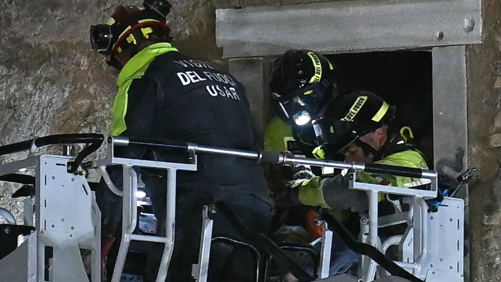 Worker dies after medieval tower partly collapses in Rome
